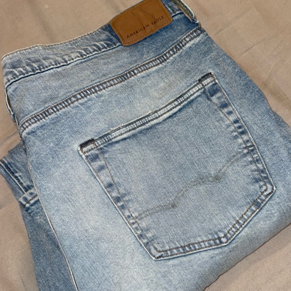 American Eagle Outfitters AE EasyFlex Baggy Jean - Light Bright Indigo - 36x32 - Picture 4 of 6